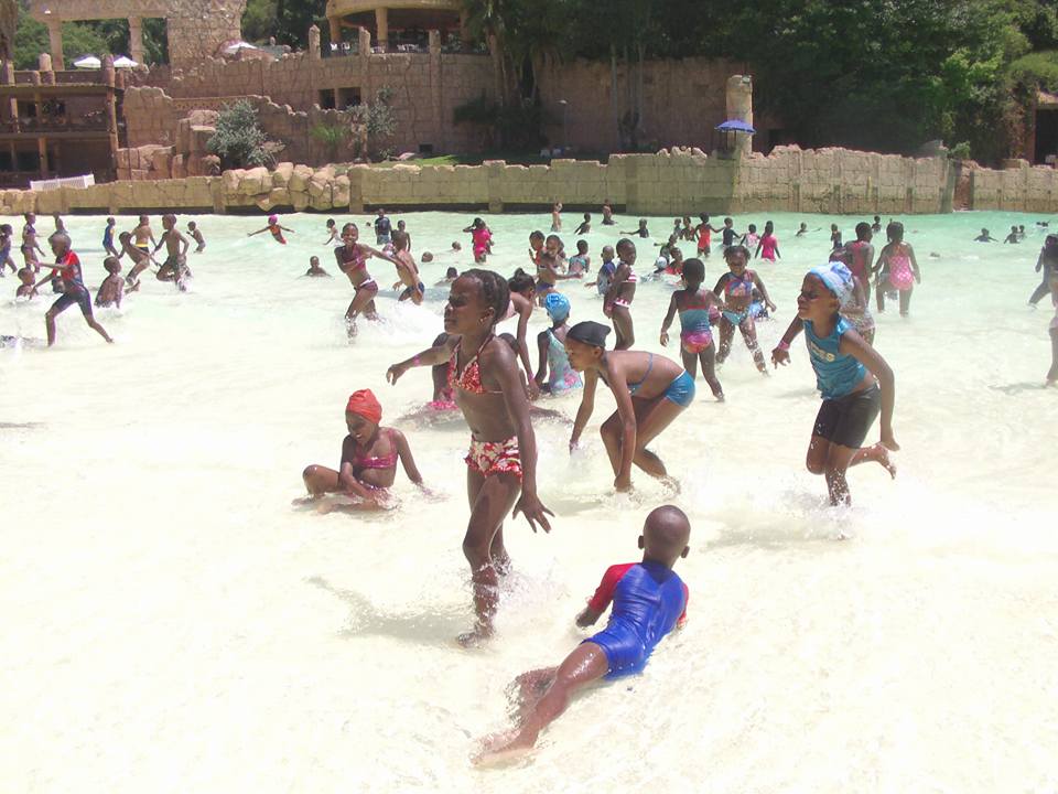 learners at the wavepool-1